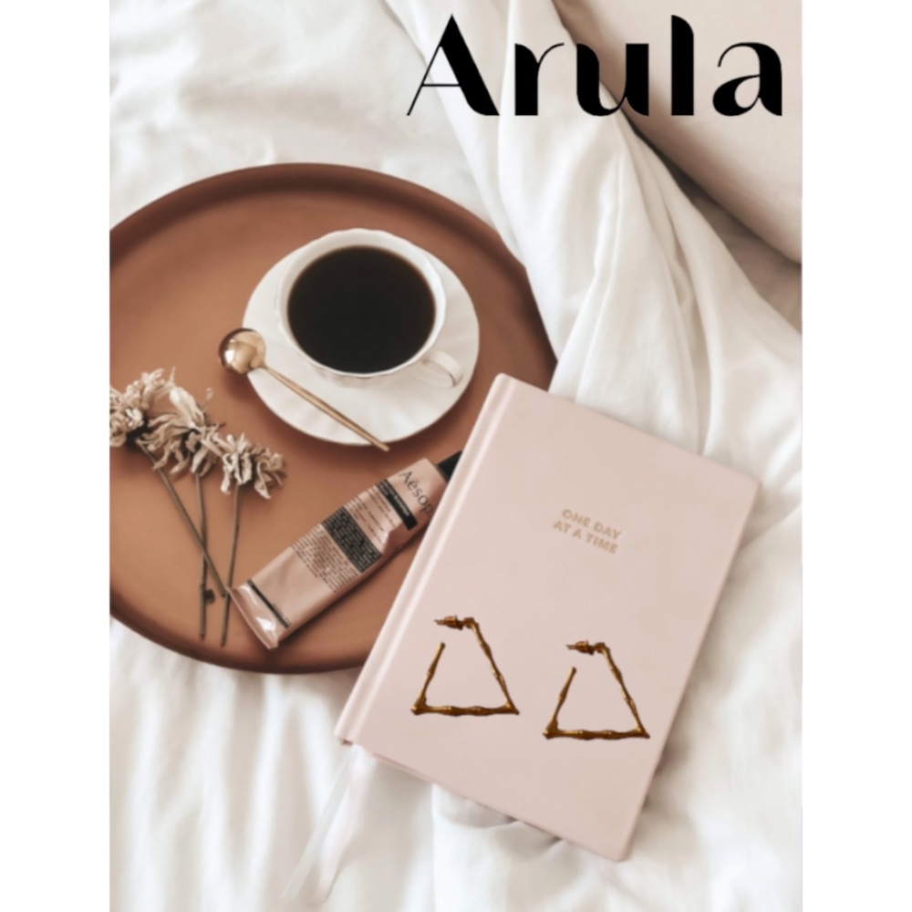Arula Triangle Bamboo Earrings